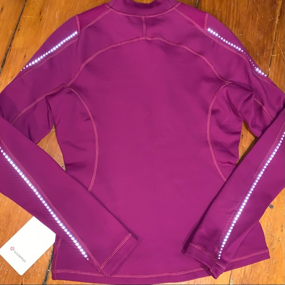 lululemon athletica Tops - *HP* Lululemon Chase the Chill